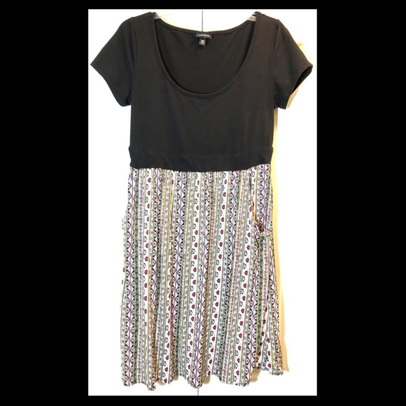 torrid Dresses & Skirts - Torrid Dress With Pockets Size 00